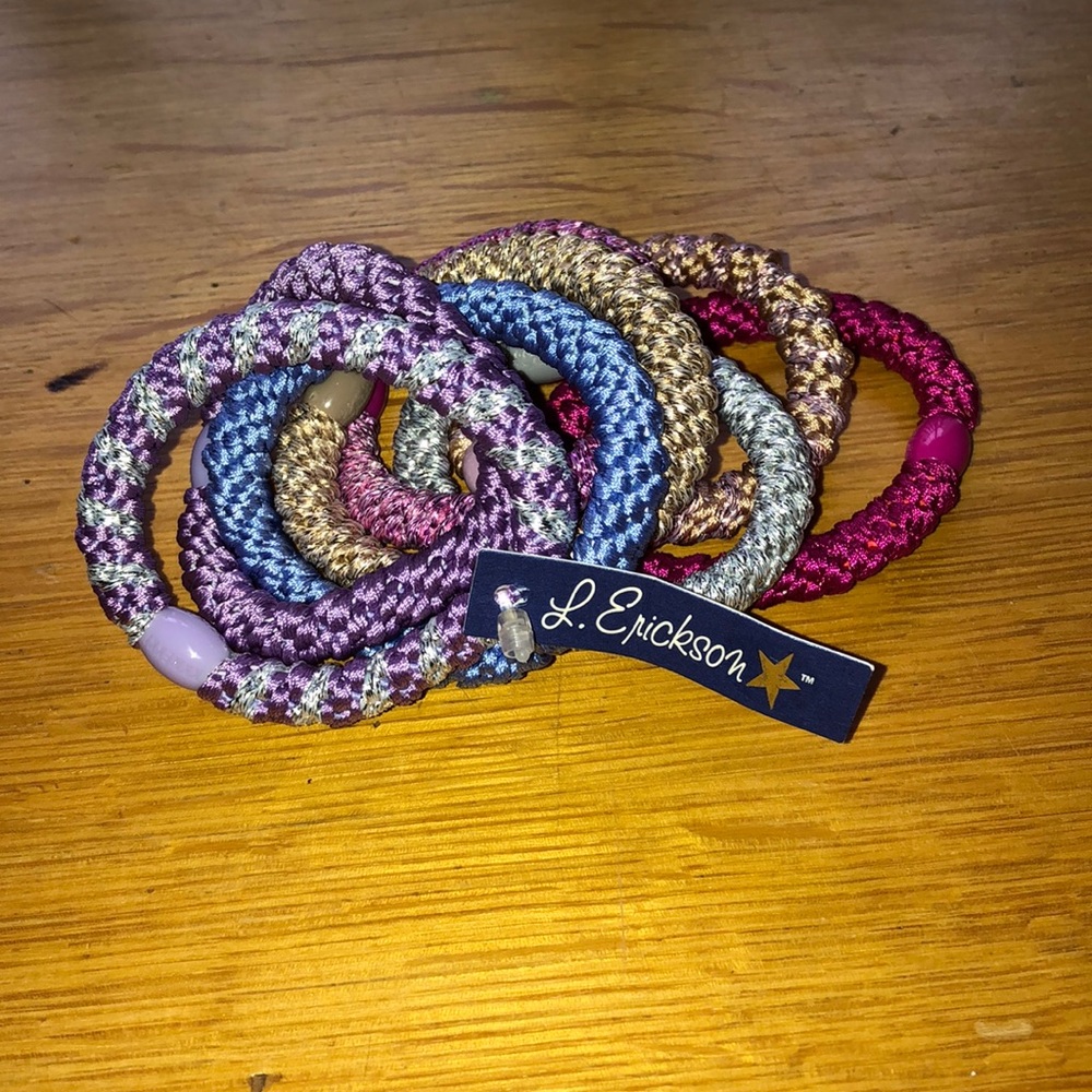 L Erickson Set of 8 Grab & Go Hairties